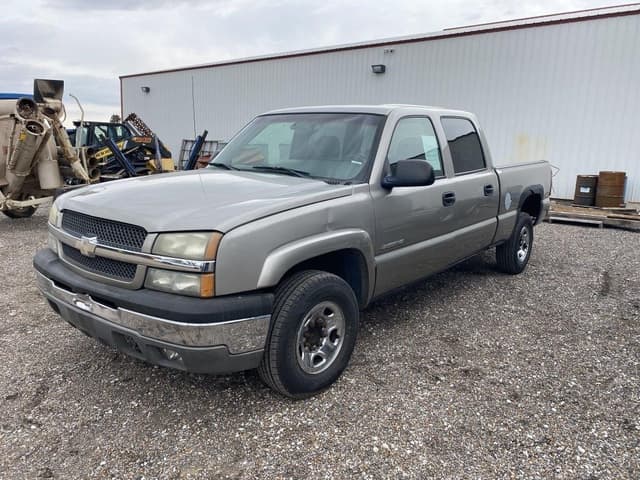 Image of Chevrolet 1500 equipment image 1