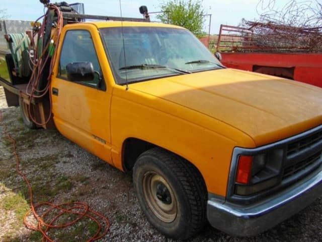Image of Chevrolet 1500 equipment image 1