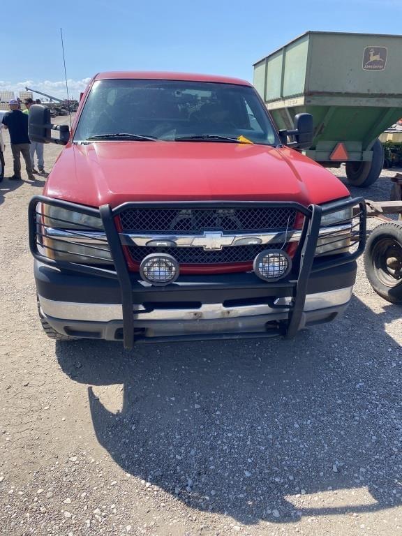 Image of Chevrolet 2500 equipment image 1