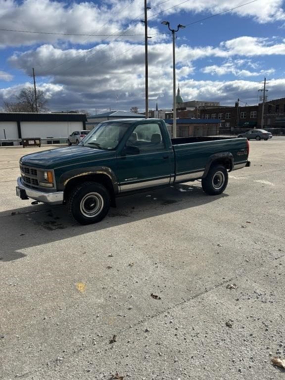 Image of Chevrolet 2500 Image 1