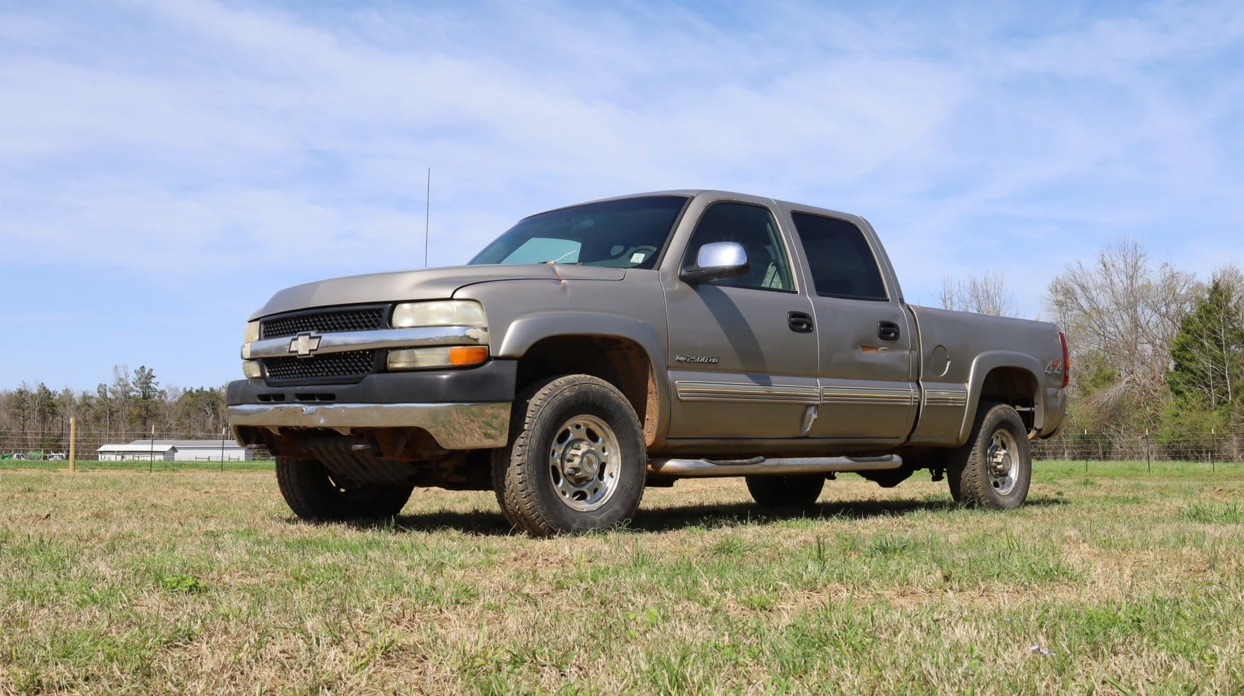 Chevrolet 2500HD Equipment Image0
