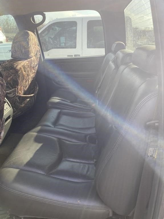 Image of Chevrolet 2500 equipment image 3