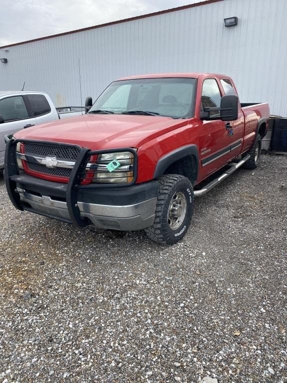 Image of Chevrolet 2500 equipment image 1