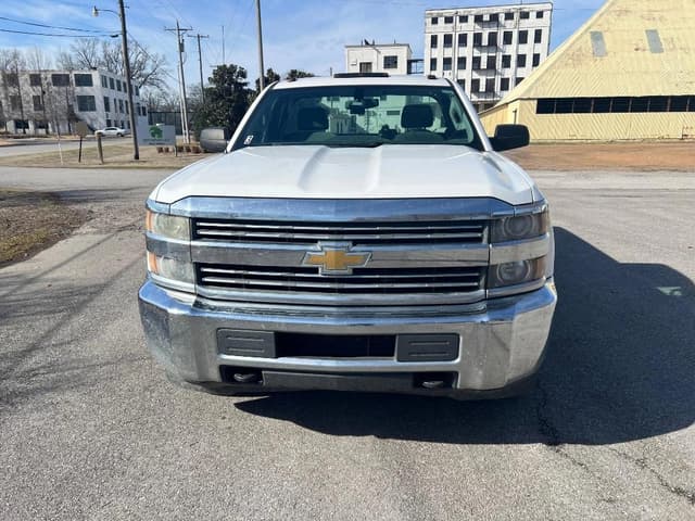 Image of Chevrolet 2500HD equipment image 1