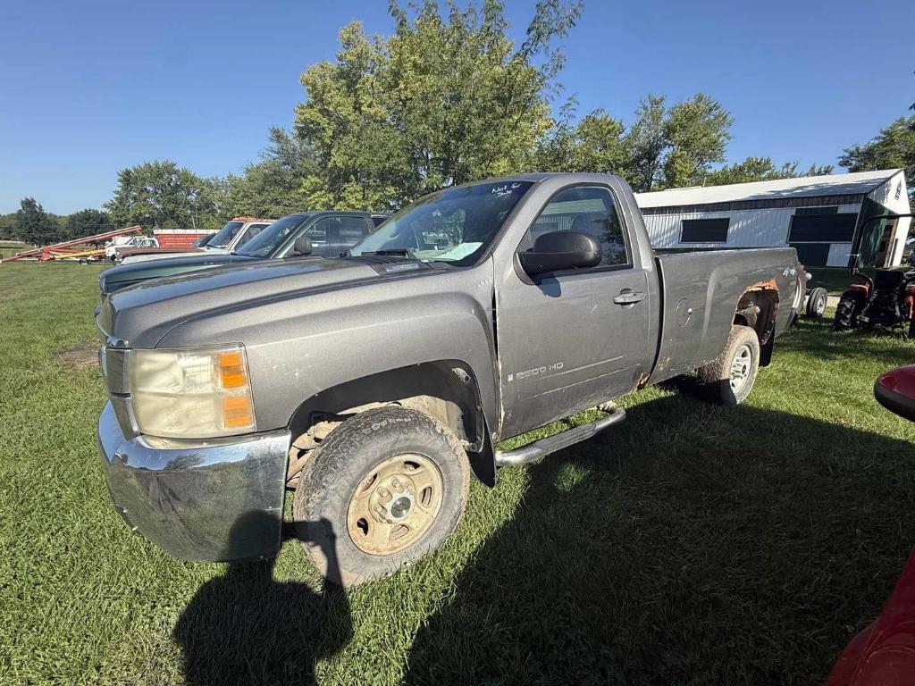 Image of Chevrolet 2500HD Primary image