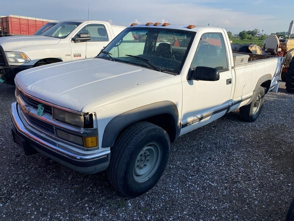 Image of Chevrolet 3500 Primary image