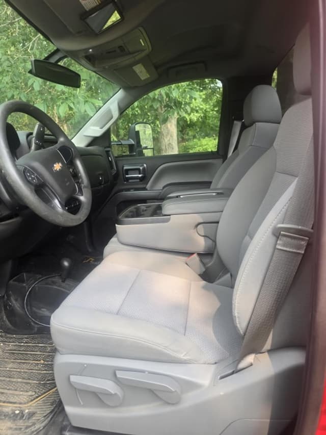 Image of Chevrolet 3500HD equipment image 4