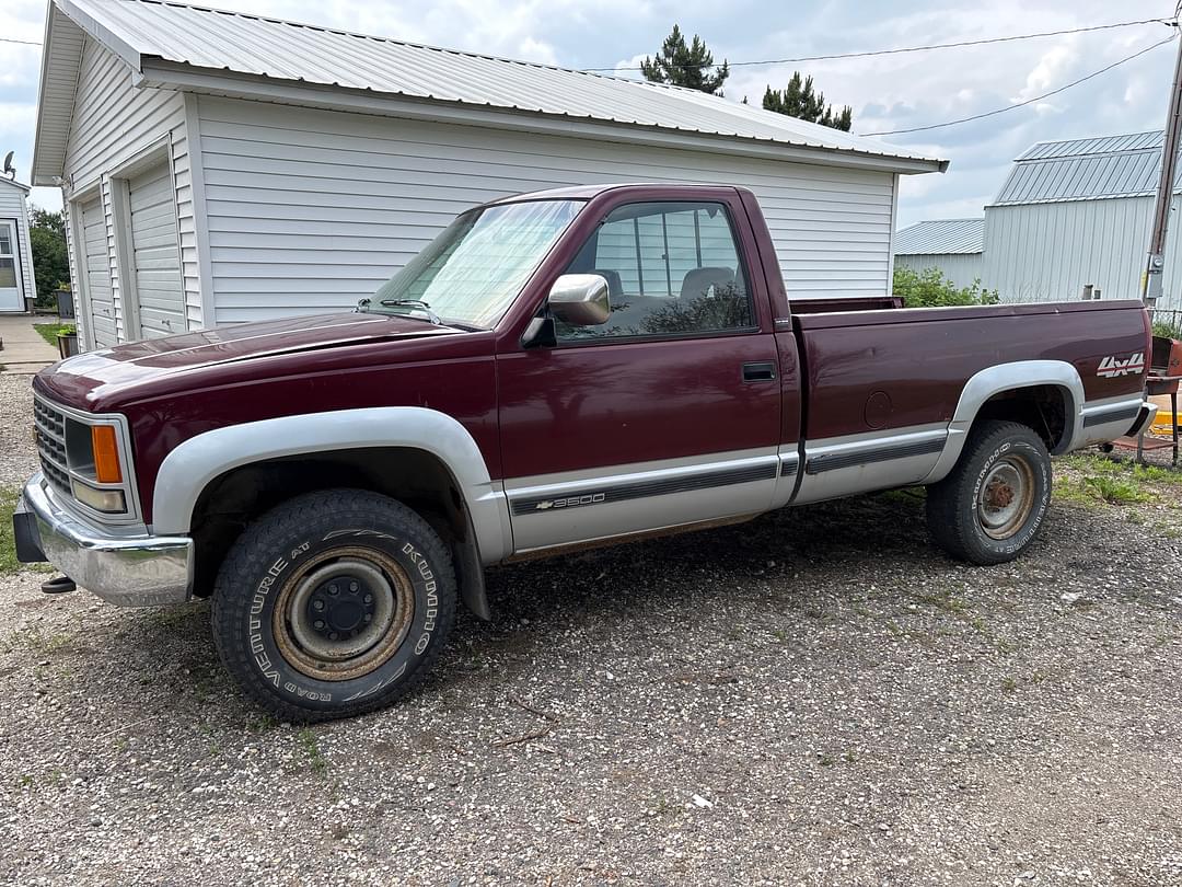 Image of Chevrolet 3500 Primary image