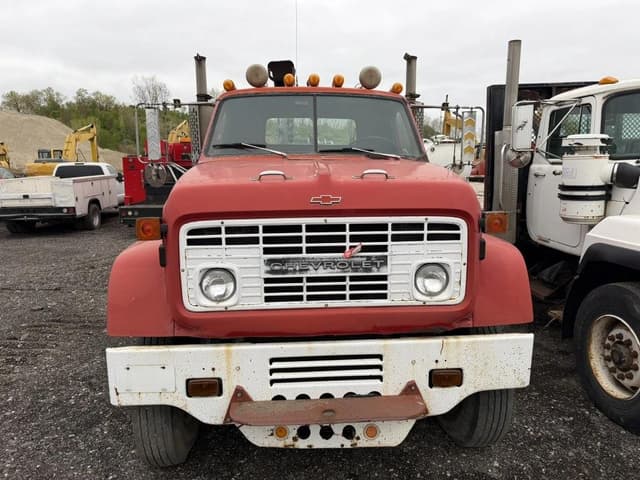 Image of Chevrolet 90 equipment image 4