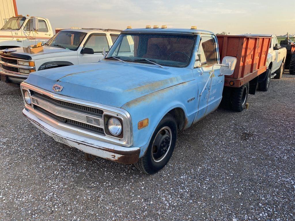 Image of Chevrolet C30 Primary image