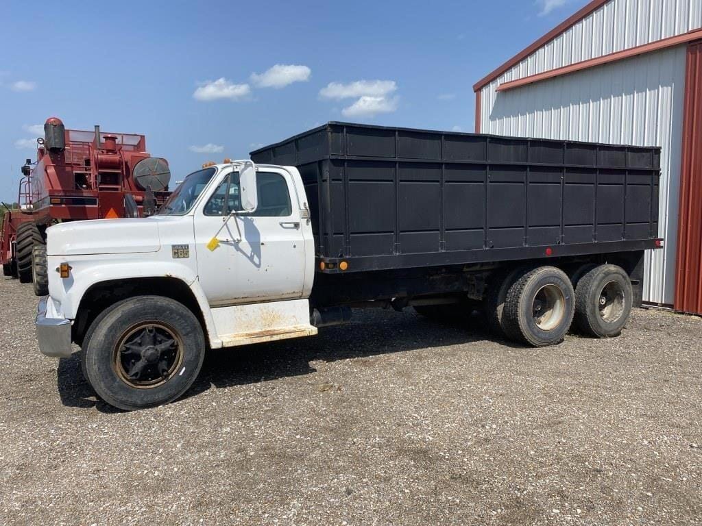 Main image Chevrolet C65