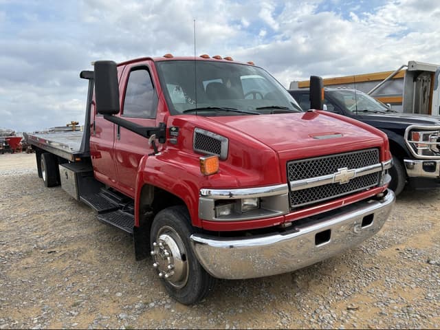 Image of Chevrolet 5500 equipment image 1