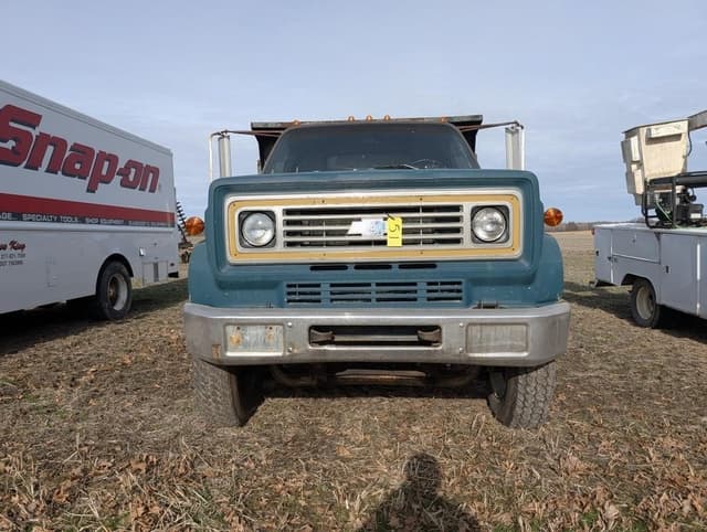 Image of Chevrolet C65 equipment image 1