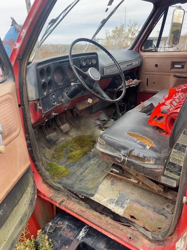 Image of Chevrolet C70 equipment image 4