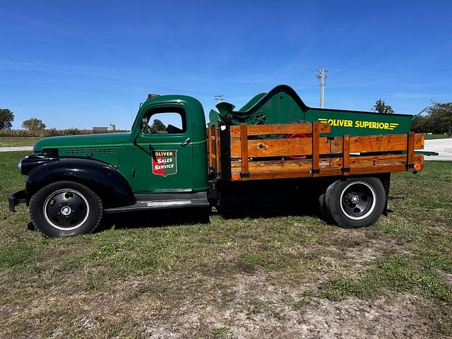 Image of Chevrolet Undetermined equipment image 1