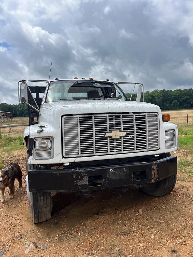 Image of Chevrolet Kodiak equipment image 4