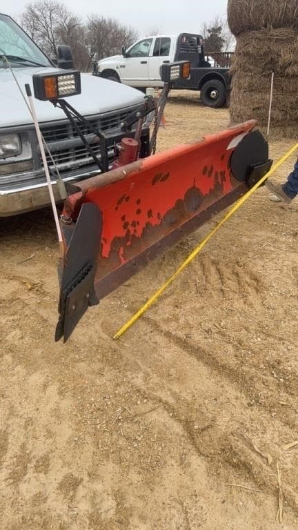 Image of Chevrolet 2500 equipment image 1