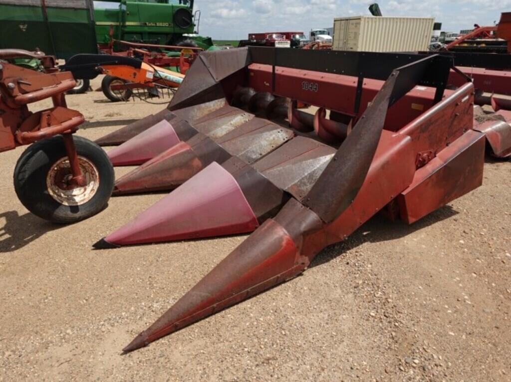 Image of Case IH 1044 Primary image