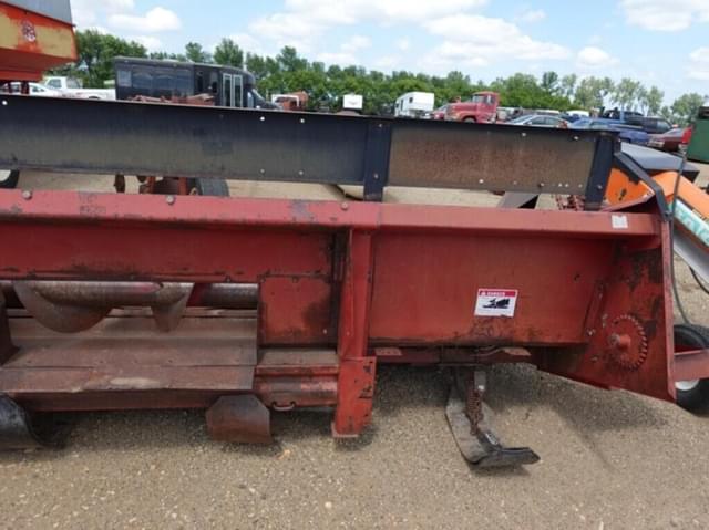 Image of Case IH 1044 equipment image 4