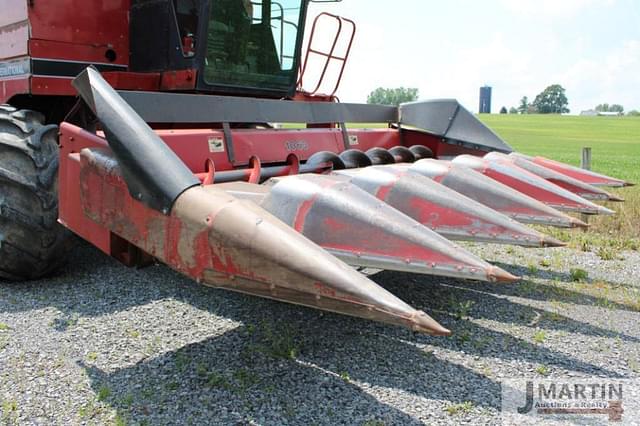 Image of Case IH 1063 equipment image 1