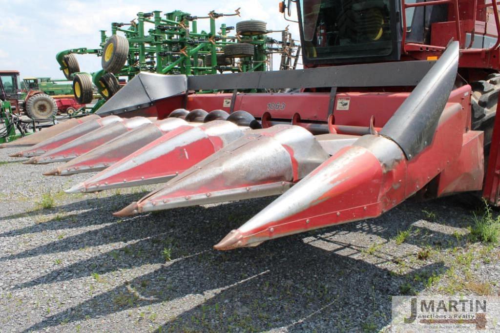 Image of Case IH 1063 Primary image