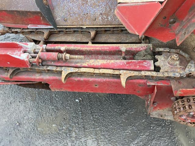 Image of Case IH 1063 equipment image 3