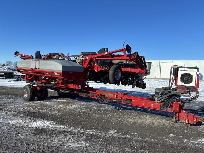 Case IH 1200 Equipment Image0