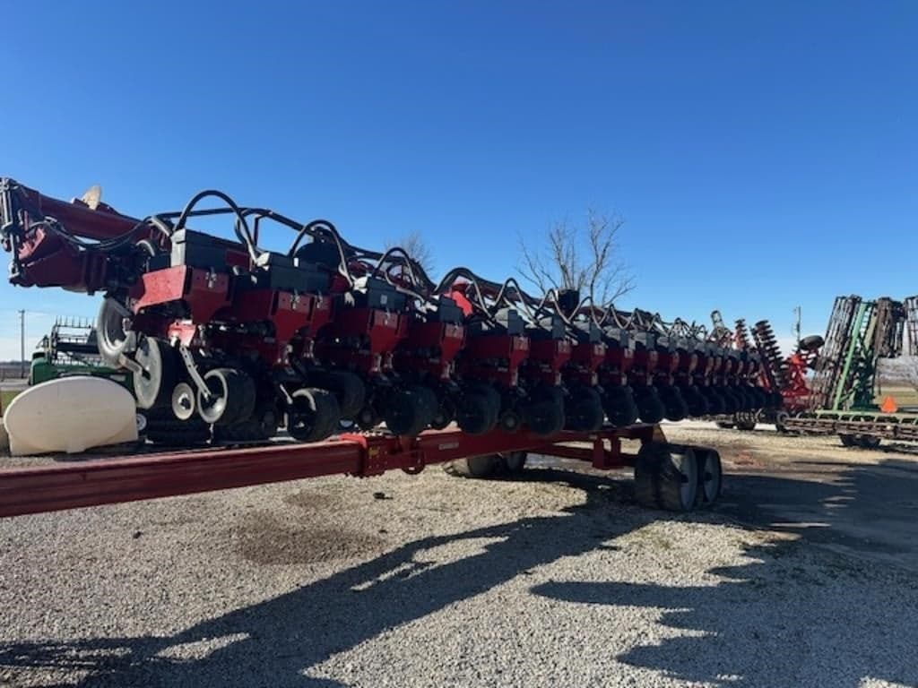 Image of Case IH 1245 Primary image