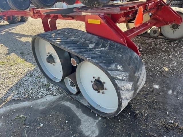 Image of Case IH 1245 equipment image 4