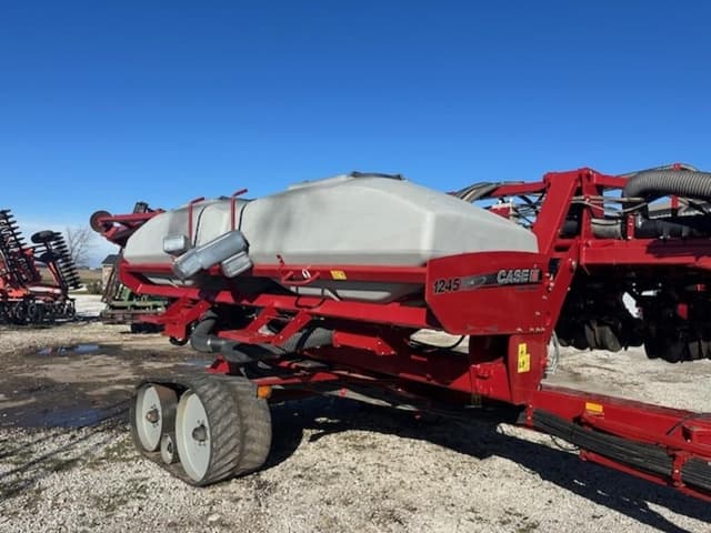 Image of Case IH 1245 equipment image 2