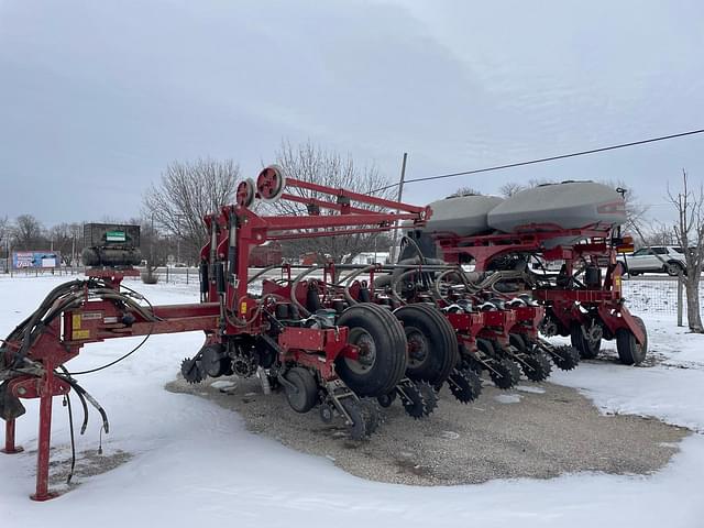 Image of Case IH 1255 equipment image 1