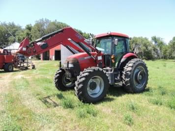 Main image Case IH Farmall 140A
