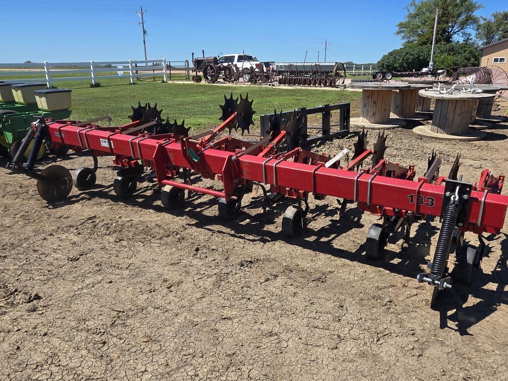 Image of Case IH 183 Primary image