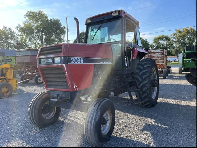 Image of Case IH 2096 equipment image 2