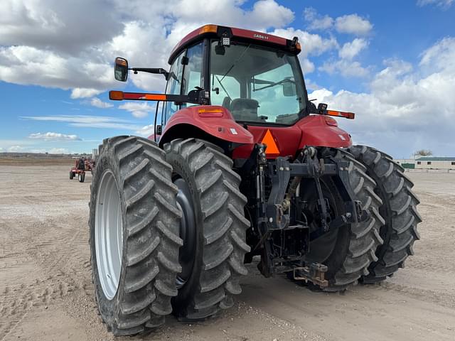 Image of Case IH Magnum 235 equipment image 4