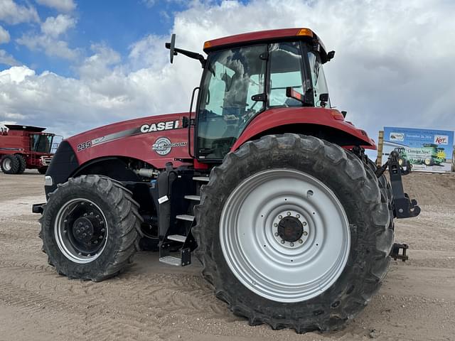 Image of Case IH Magnum 235 equipment image 2