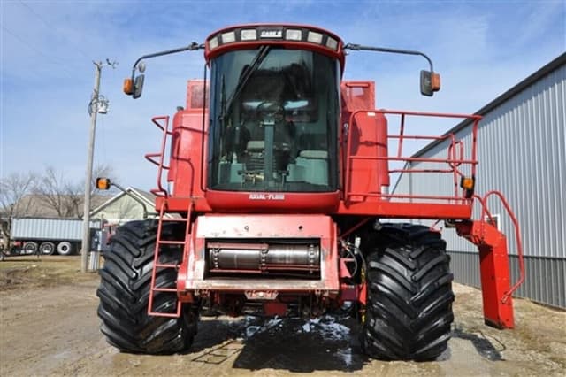 Image of Case IH 2388 equipment image 3