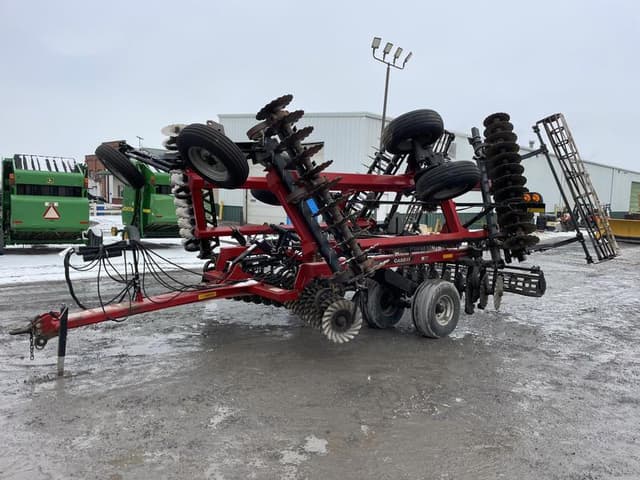 Image of Case IH 330 equipment image 2