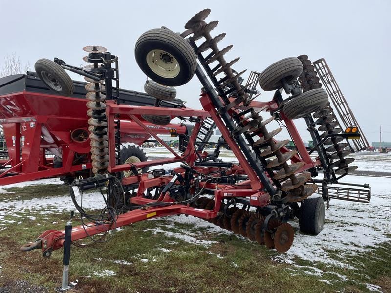 Case IH 330 Turbo Till Equipment Image0