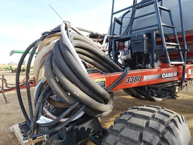 Image of Case IH 3380 equipment image 4