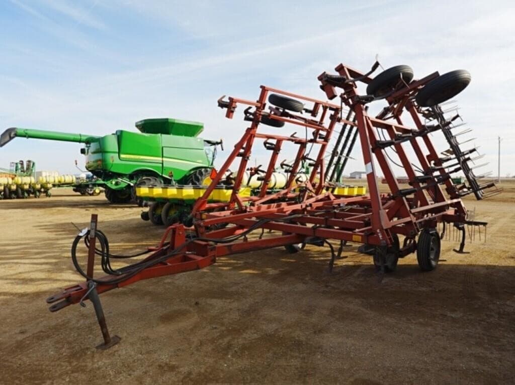 Image of Case IH 4800 Primary image