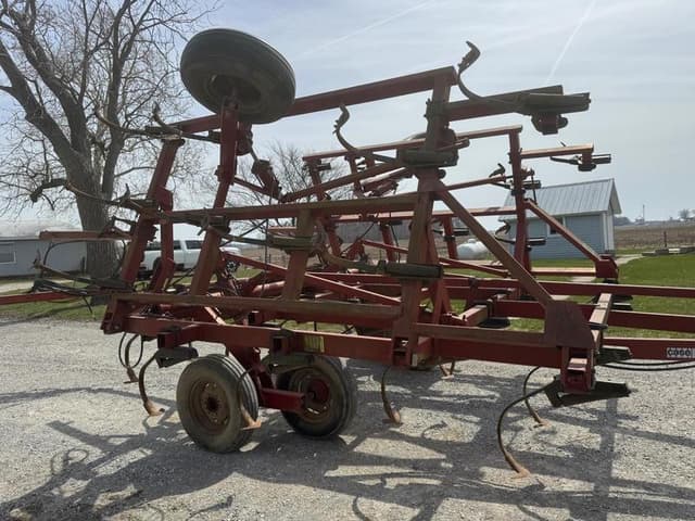 Image of Case IH 4800 equipment image 1