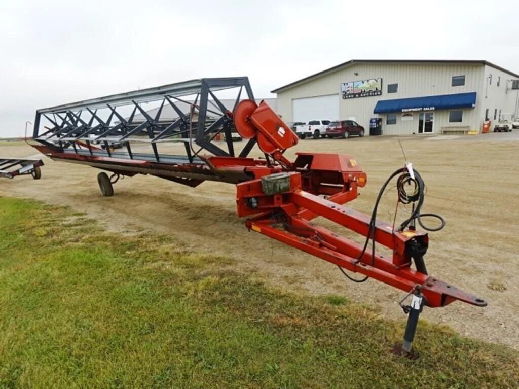 Case IH 725 Equipment Image0