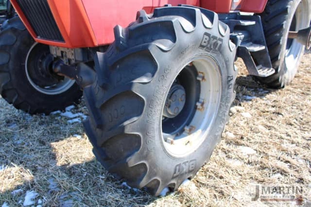Image of Case IH 8920 equipment image 4