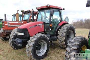 Main image Case IH Farmall 95