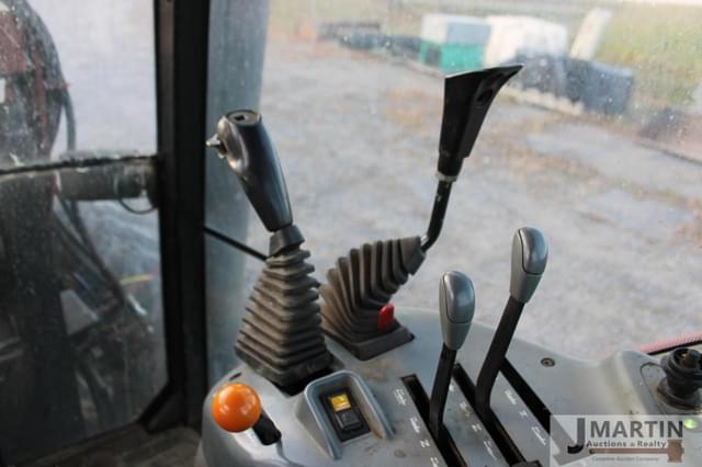 Image of Case IH MX110 equipment image 4