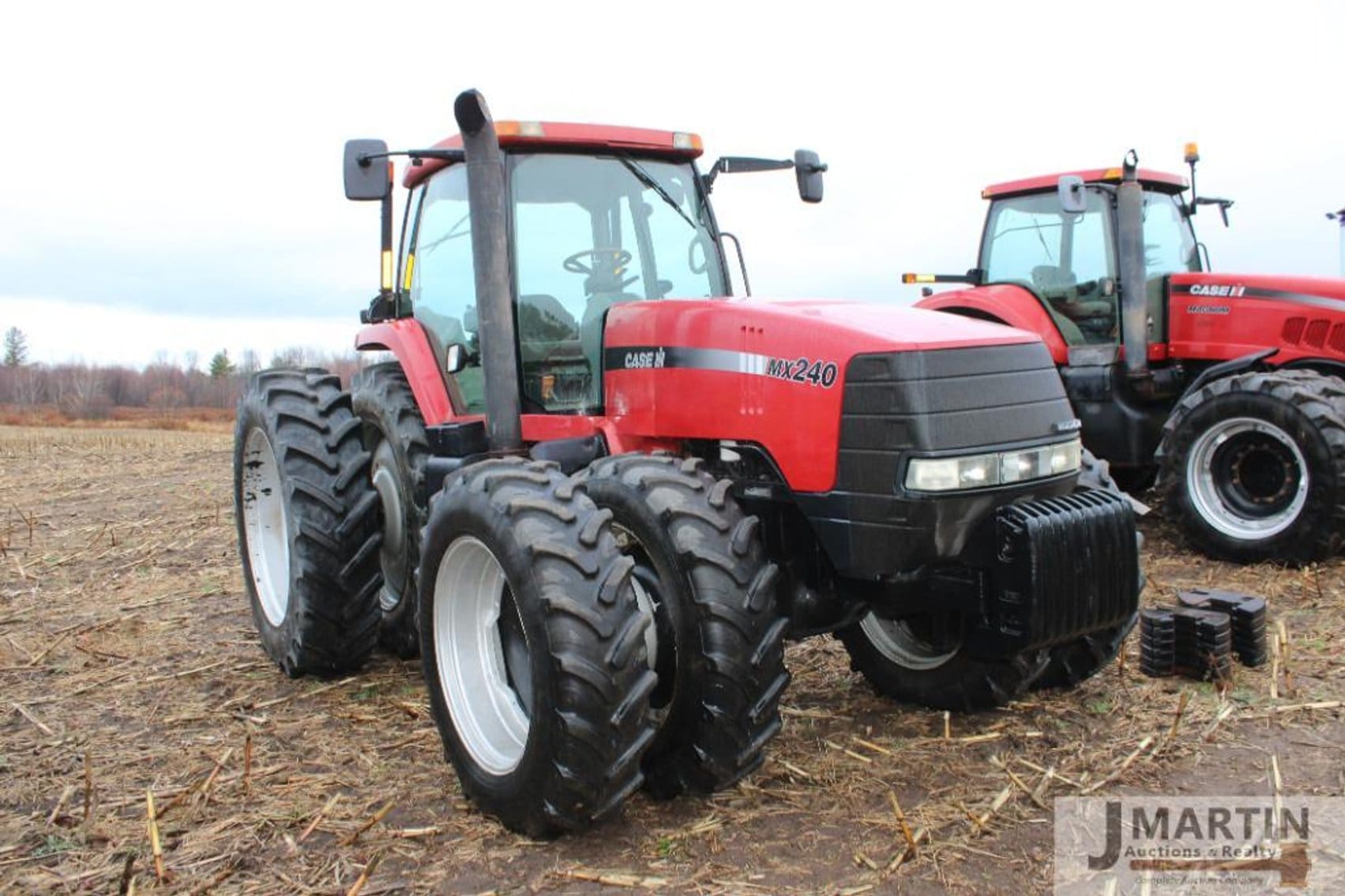 Case IH Magnum 240 Equipment Image0