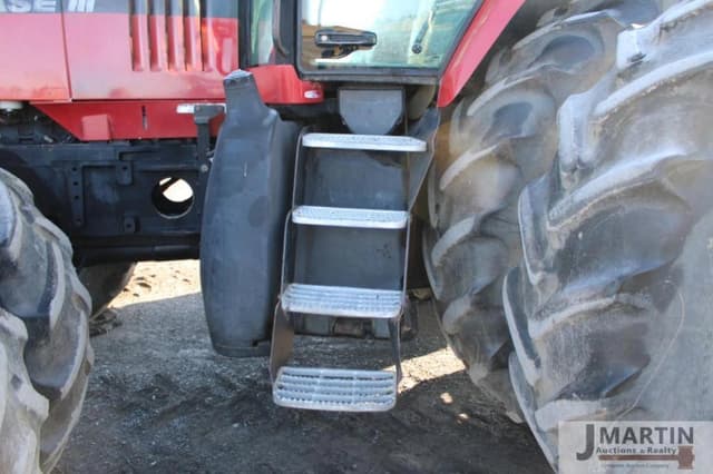 Image of Case IH MX270 equipment image 4