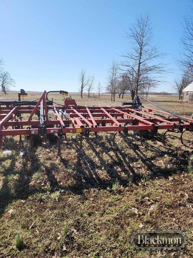 Image of Case IH Tigermate 200 equipment image 1