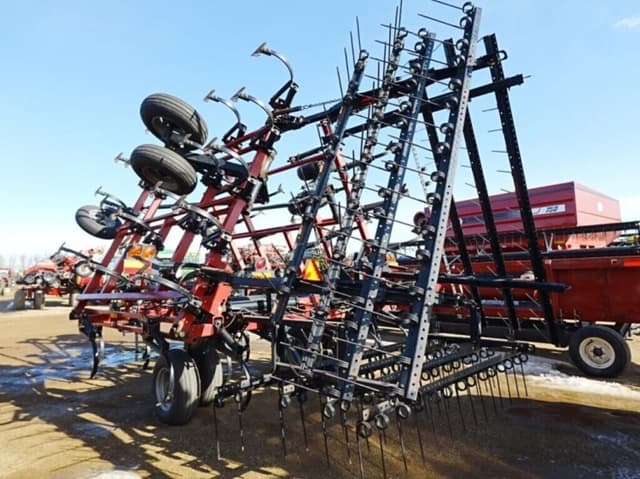 Image of Case IH Tigermate 200 equipment image 3